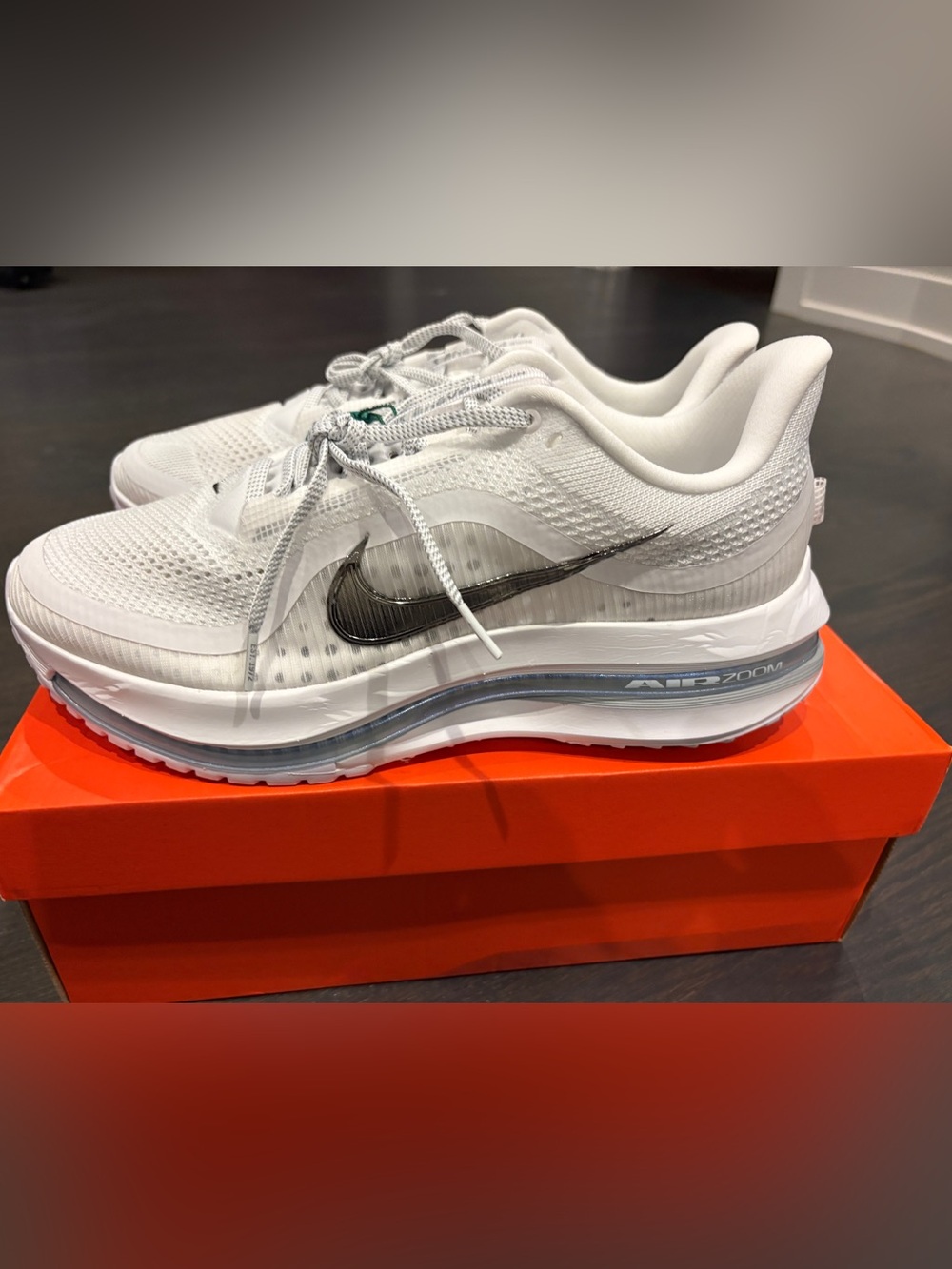 Nike Men’s Pegasus Premium Sneakers White with Silver/Grey 11.5
